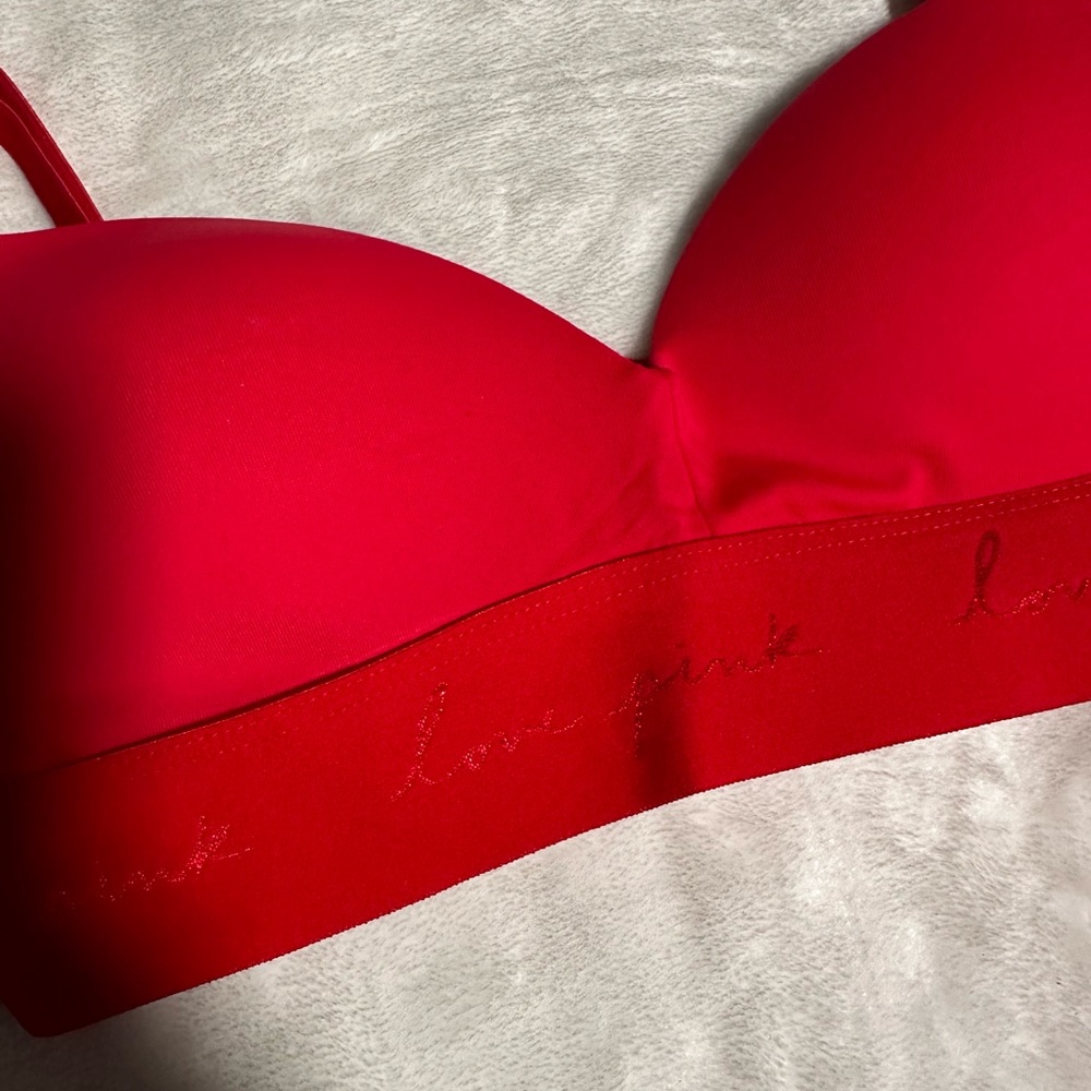 Pink Bra - Picture 2 of 3